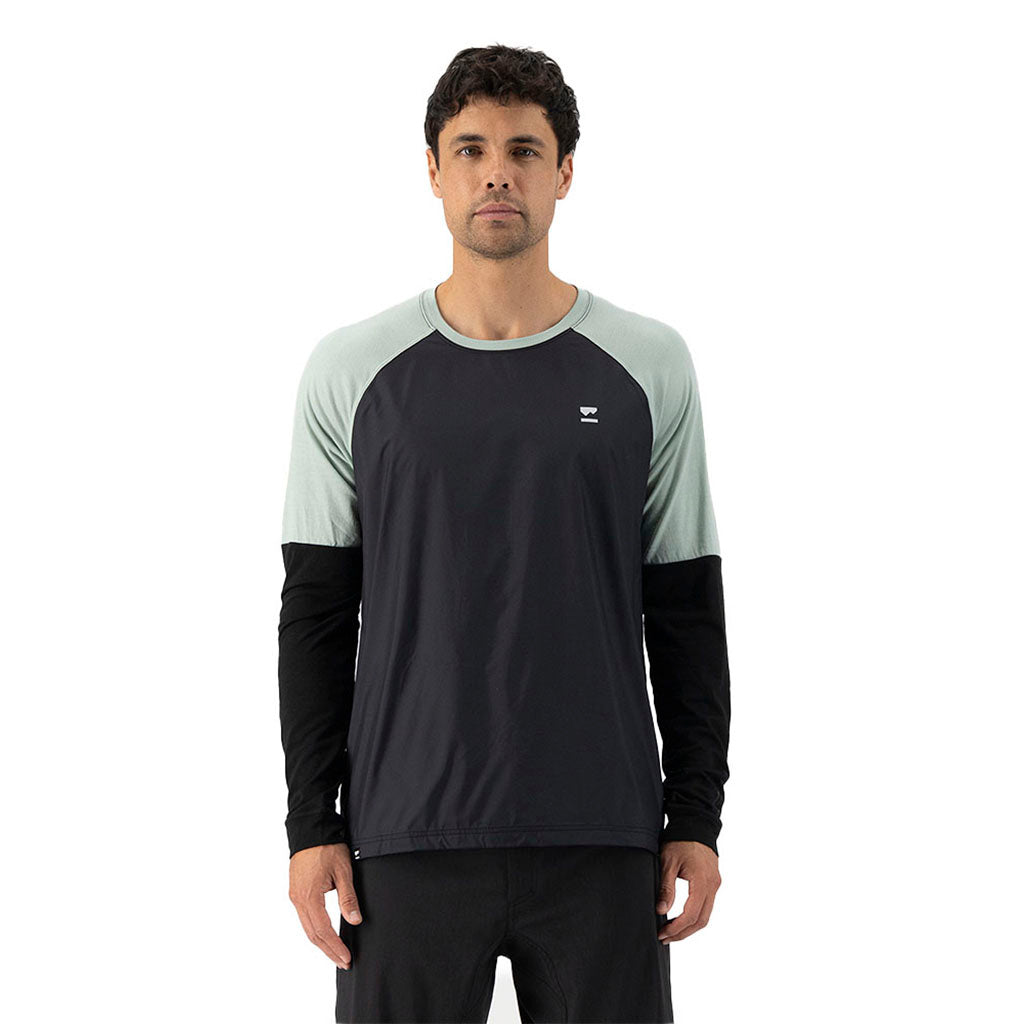 Tarn Merino Shift Wind Jersey Glacier / Black