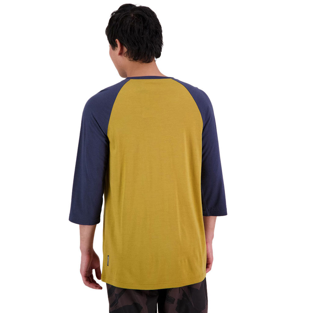 Tarn Merino Shift Raglan 3/4 Cumin / Midnight