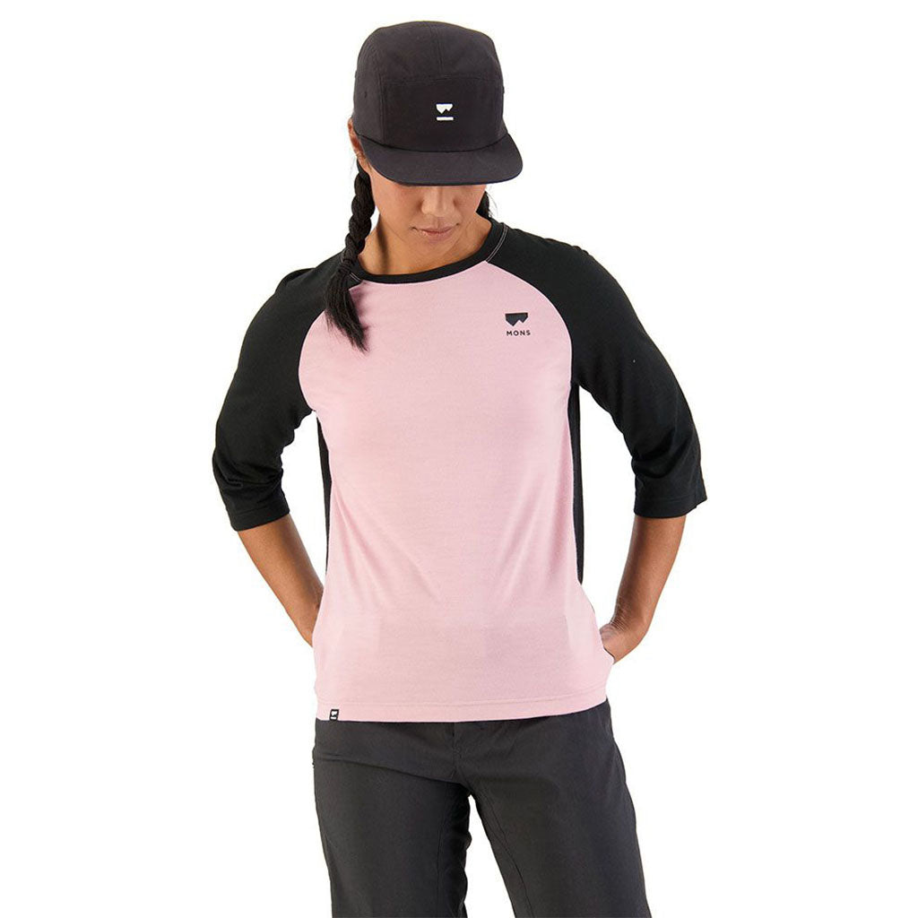 Tarn Merino Shift Raglan 3/4 Black Candy
