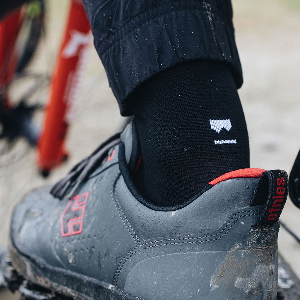 Atlas Merino Crew Sock - Black
