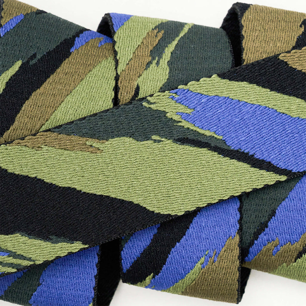 Brushstroke-Black/Cobalt